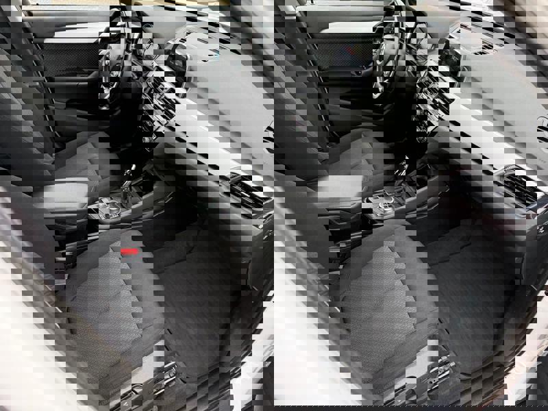 Image BMW SÉRIE X1 18d 2.0 150 Business sDrive GPS Bluetooth Radar AV/AR Régul Clim auto Gtie 1 an